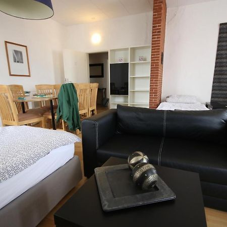 Moderne Studio Apartments Und 120Qm Wohnungen In Oberhausen, Ideal Fuer Geschaeftsreisende Und Monteure ภายนอก รูปภาพ