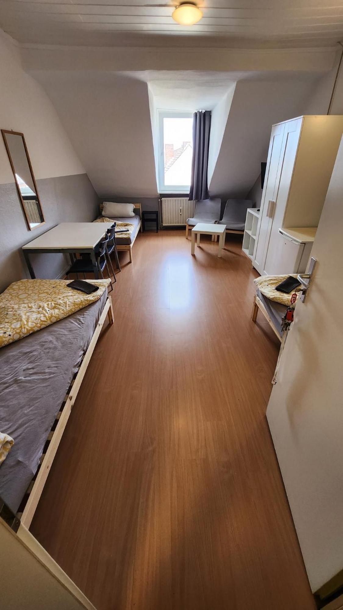 Moderne Studio Apartments Und 120Qm Wohnungen In Oberhausen, Ideal Fuer Geschaeftsreisende Und Monteure ภายนอก รูปภาพ