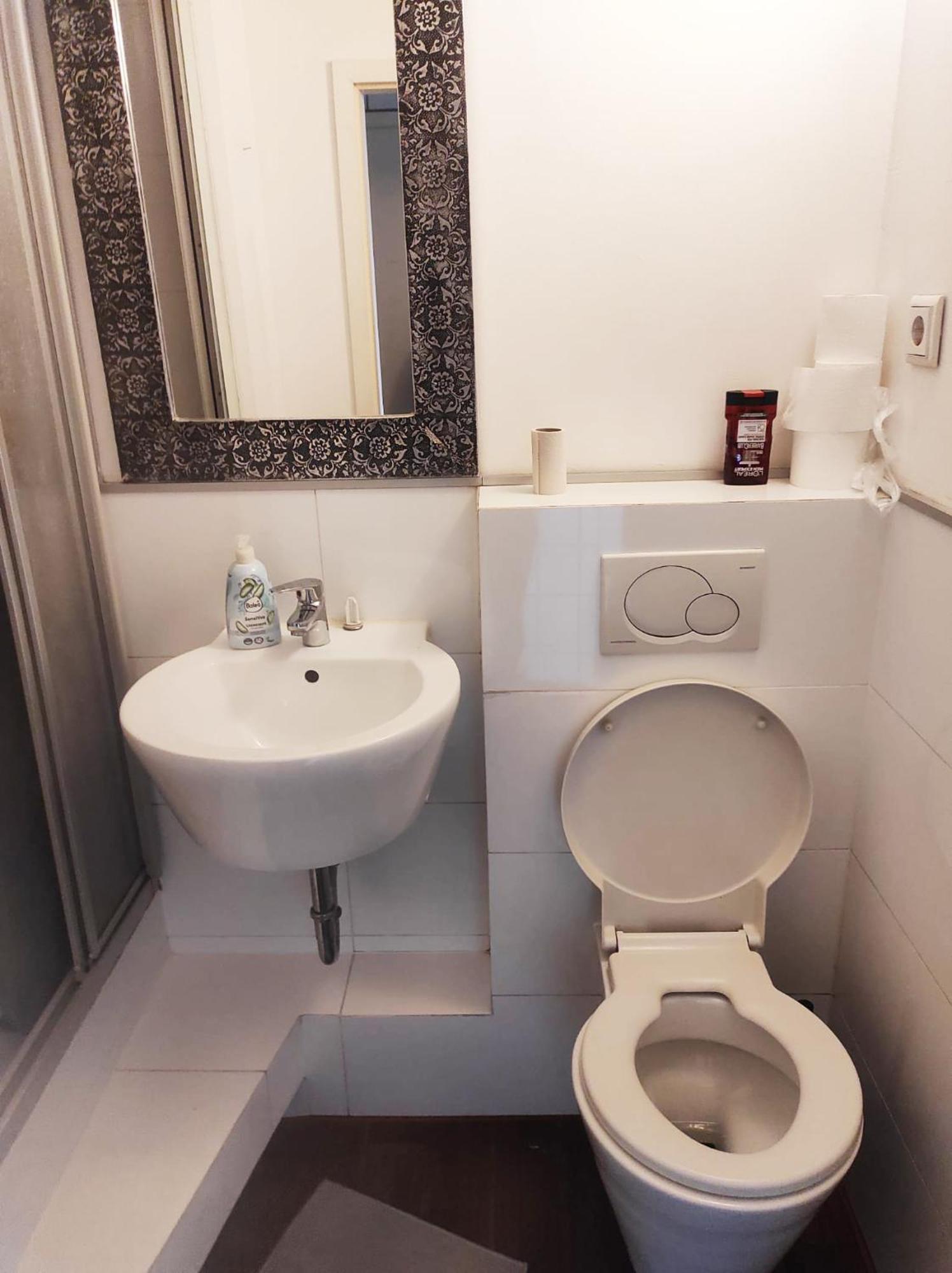 Moderne Studio Apartments Und 120Qm Wohnungen In Oberhausen, Ideal Fuer Geschaeftsreisende Und Monteure โอเบอร์เฮาเซิน ภายนอก รูปภาพ