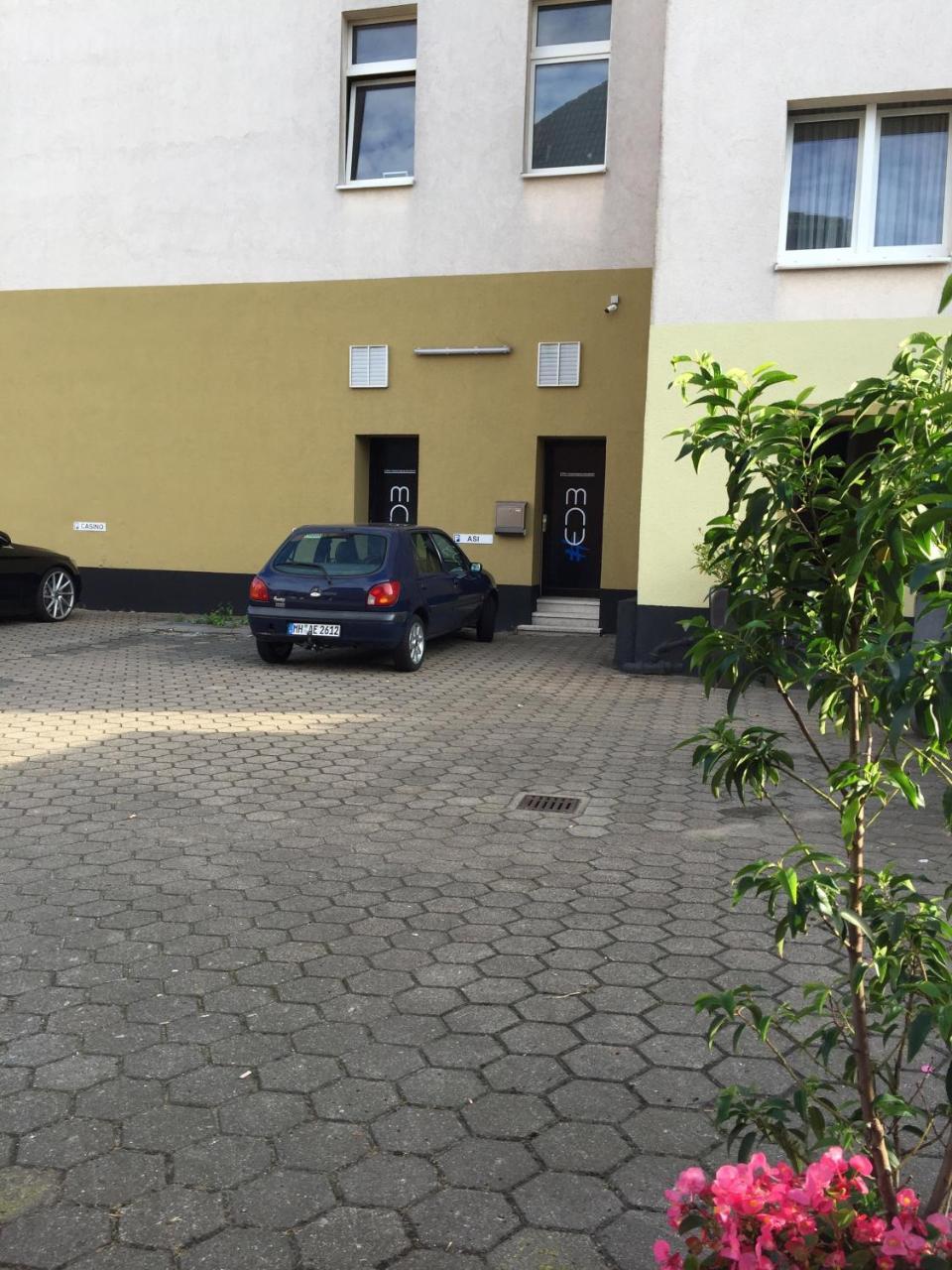 Moderne Studio Apartments Und 120Qm Wohnungen In Oberhausen, Ideal Fuer Geschaeftsreisende Und Monteure โอเบอร์เฮาเซิน ภายนอก รูปภาพ