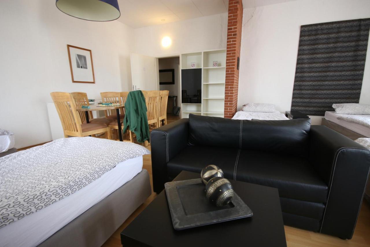 Moderne Studio Apartments Und 120Qm Wohnungen In Oberhausen, Ideal Fuer Geschaeftsreisende Und Monteure โอเบอร์เฮาเซิน ภายนอก รูปภาพ