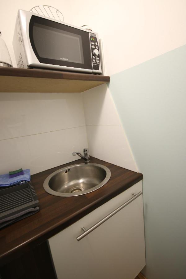 Moderne Studio Apartments Und 120Qm Wohnungen In Oberhausen, Ideal Fuer Geschaeftsreisende Und Monteure โอเบอร์เฮาเซิน ภายนอก รูปภาพ