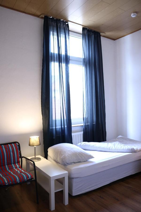 Moderne Studio Apartments Und 120Qm Wohnungen In Oberhausen, Ideal Fuer Geschaeftsreisende Und Monteure โอเบอร์เฮาเซิน ภายนอก รูปภาพ