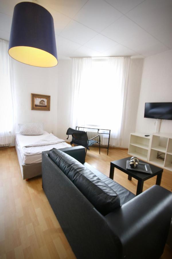 Moderne Studio Apartments Und 120Qm Wohnungen In Oberhausen, Ideal Fuer Geschaeftsreisende Und Monteure ภายนอก รูปภาพ